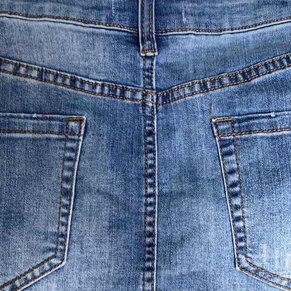 Angel Kiss Rose Flower Embroidered Distressed Denim Mini Skirt Size Small - Picture 13 of 16